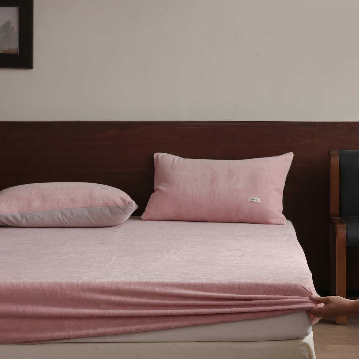 91家纺网 家纺一手货源 找家纺 （总）时光里 2025新款230克纯色双拼牛奶绒单床笠床笠单件