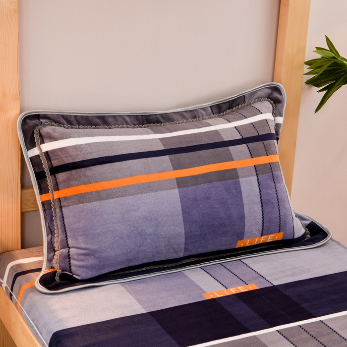 91家纺网 家纺一手货源 找家纺 居尚家纺 2025新款牛奶绒学生三件套床褥套床笠三件套 极简主义