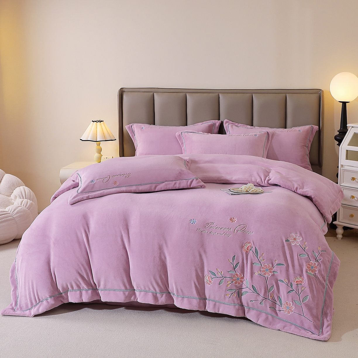 91家纺网 家纺一手货源 找家纺 （总）棠薇家纺 2025新款秋冬太阳绒牛奶绒四件套珊瑚绒床上绒四件套冬季加绒法兰绒