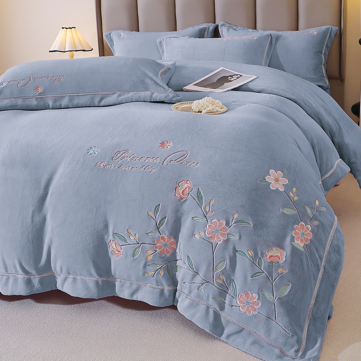 91家纺网 家纺一手货源 找家纺 （总）棠薇家纺 2025新款秋冬太阳绒牛奶绒四件套珊瑚绒床上绒四件套冬季加绒法兰绒