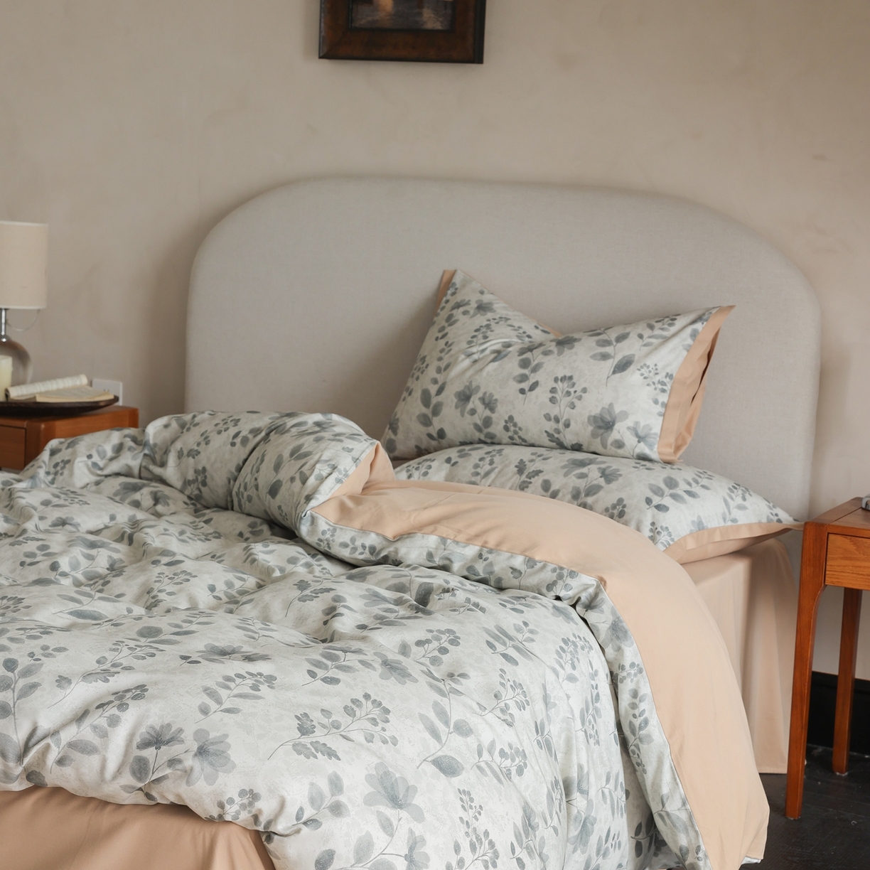 91家纺网 家纺一手货源 找家纺 时光里 2025新款40S全棉纯棉小清新数码印花磨毛四件套 杜若