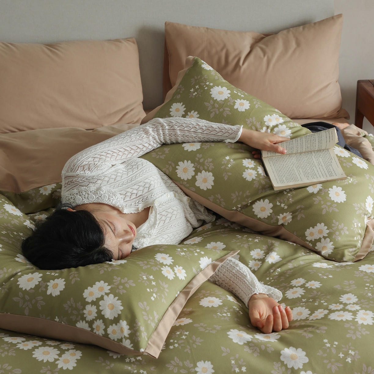 91家纺网 家纺一手货源 找家纺 时光里 2025新款40S全棉纯棉小清新数码印花磨毛四件套 雏菊