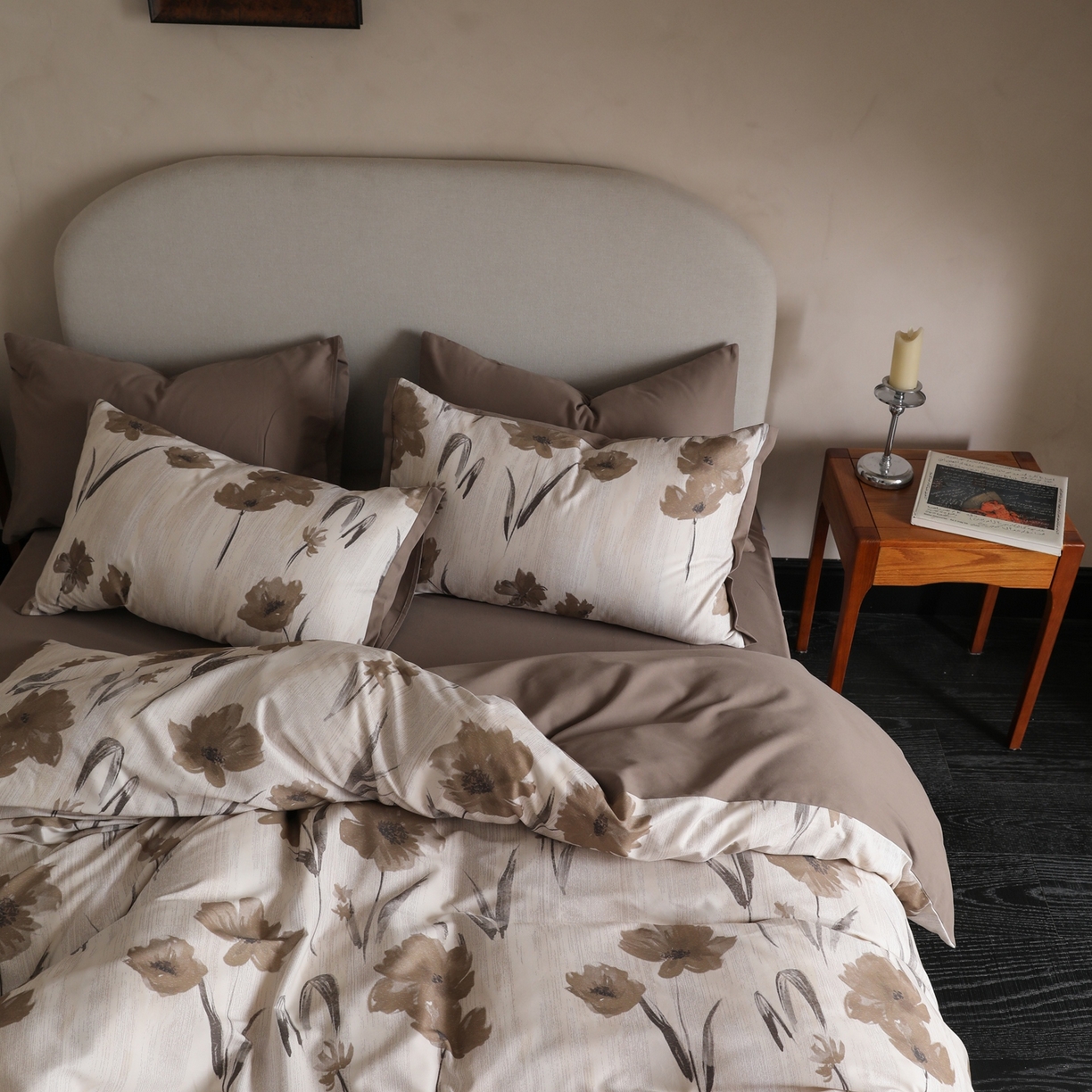 91家纺网 家纺一手货源 找家纺 时光里 2025新款40S全棉纯棉小清新数码印花磨毛四件套 兰佩