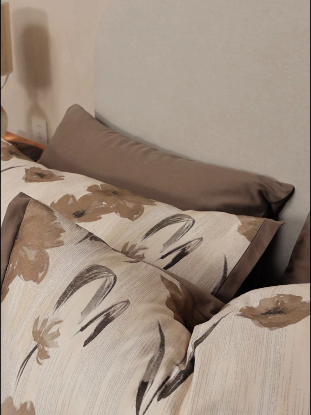 91家纺网 家纺一手货源 找家纺 时光里 2025新款40S全棉纯棉小清新数码印花磨毛四件套 兰佩