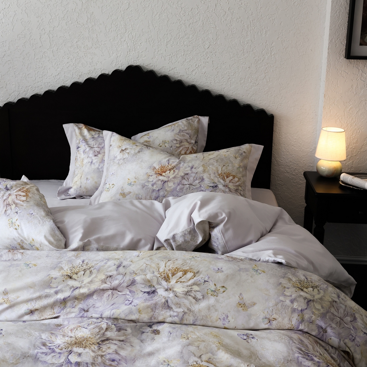 91家纺网 家纺一手货源 找家纺 时光里 2025新款40S全棉纯棉油画风数码印花磨毛四件套 隐云涧