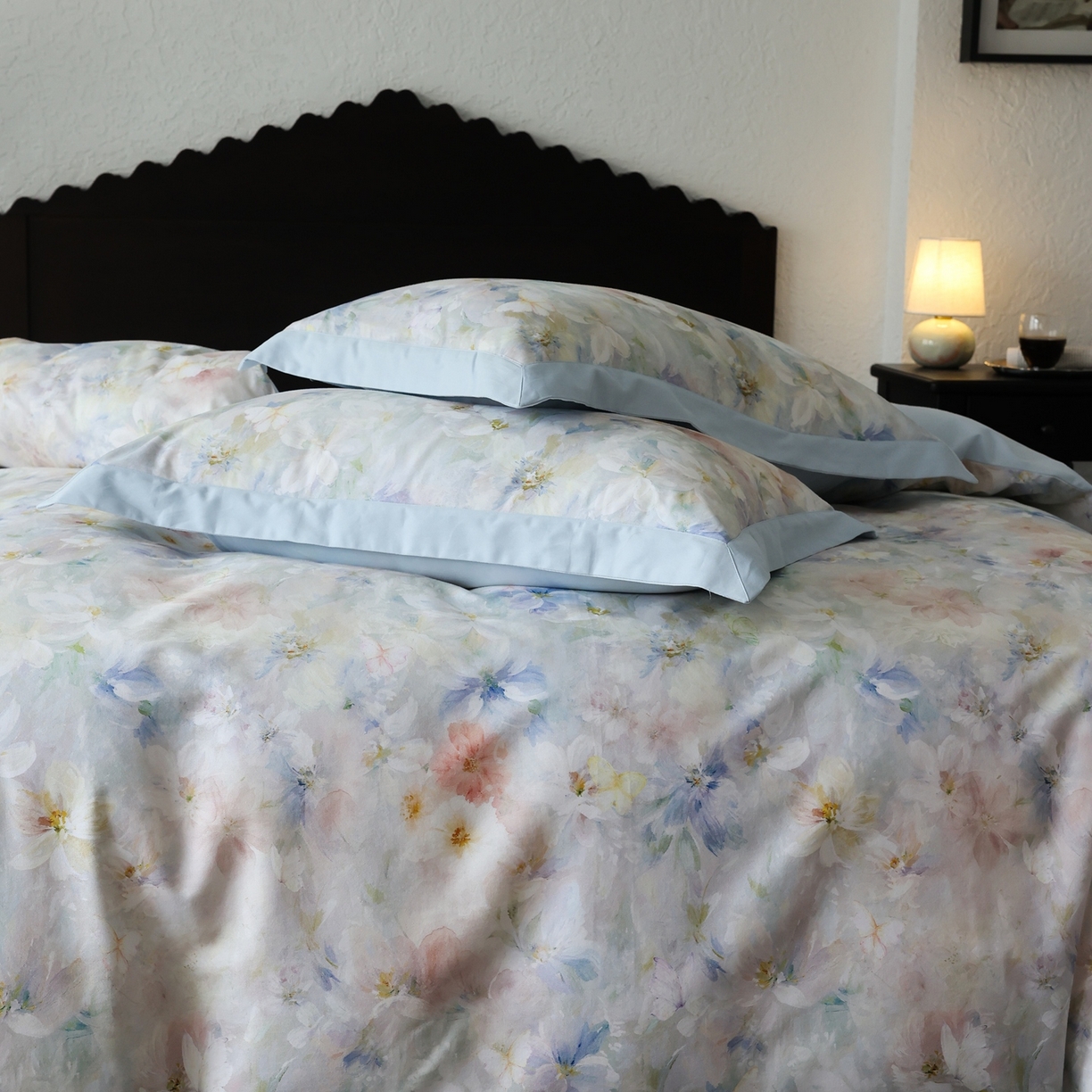 91家纺网 家纺一手货源 找家纺 时光里 2025新款40S全棉纯棉油画风数码印花磨毛四件套 赋蓝归