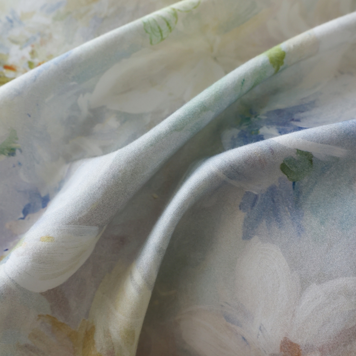 91家纺网 家纺一手货源 找家纺 时光里 2025新款40S全棉纯棉油画风数码印花磨毛四件套 赋蓝归