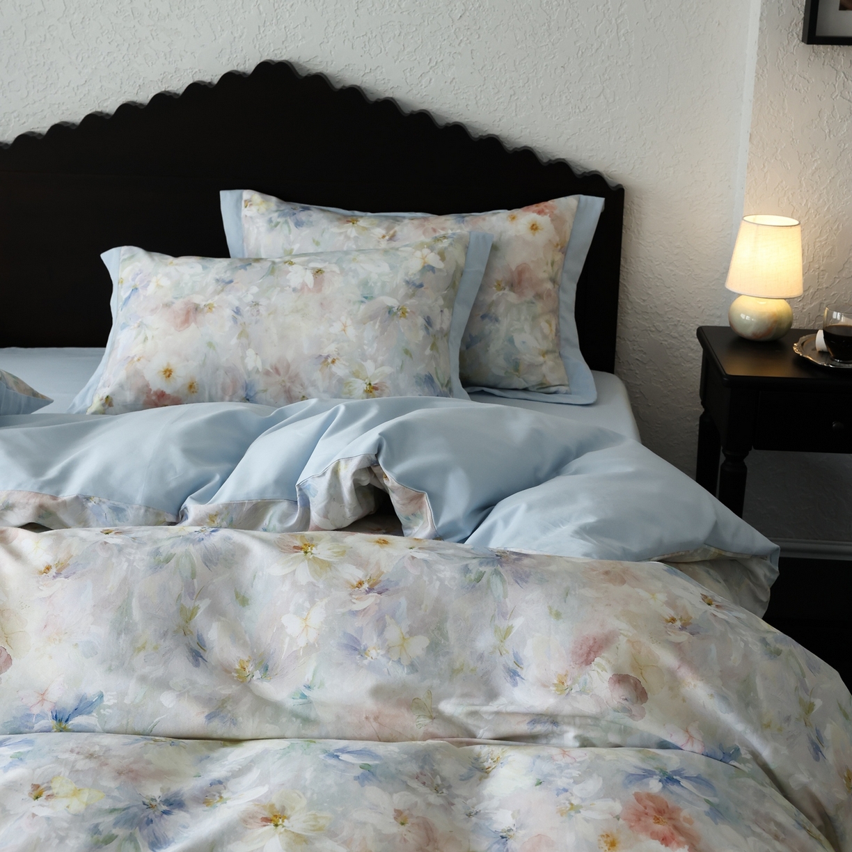 91家纺网 家纺一手货源 找家纺 时光里 2025新款40S全棉纯棉油画风数码印花磨毛四件套 赋蓝归