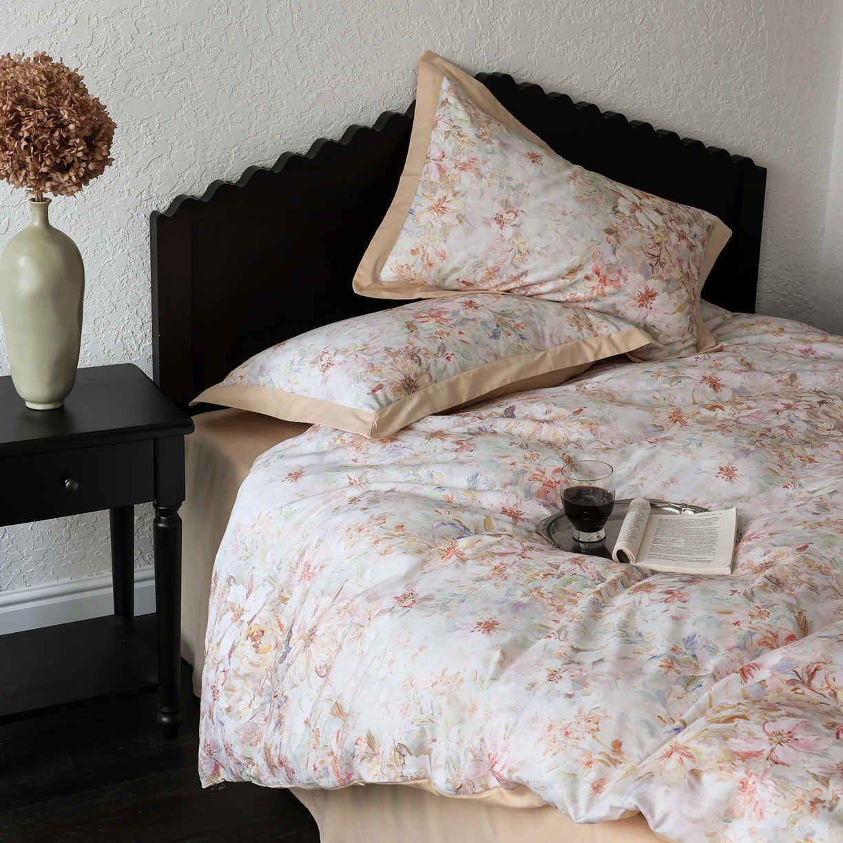 91家纺网 家纺一手货源 找家纺 时光里 2025新款40S全棉纯棉油画风数码印花磨毛四件套 花满柿