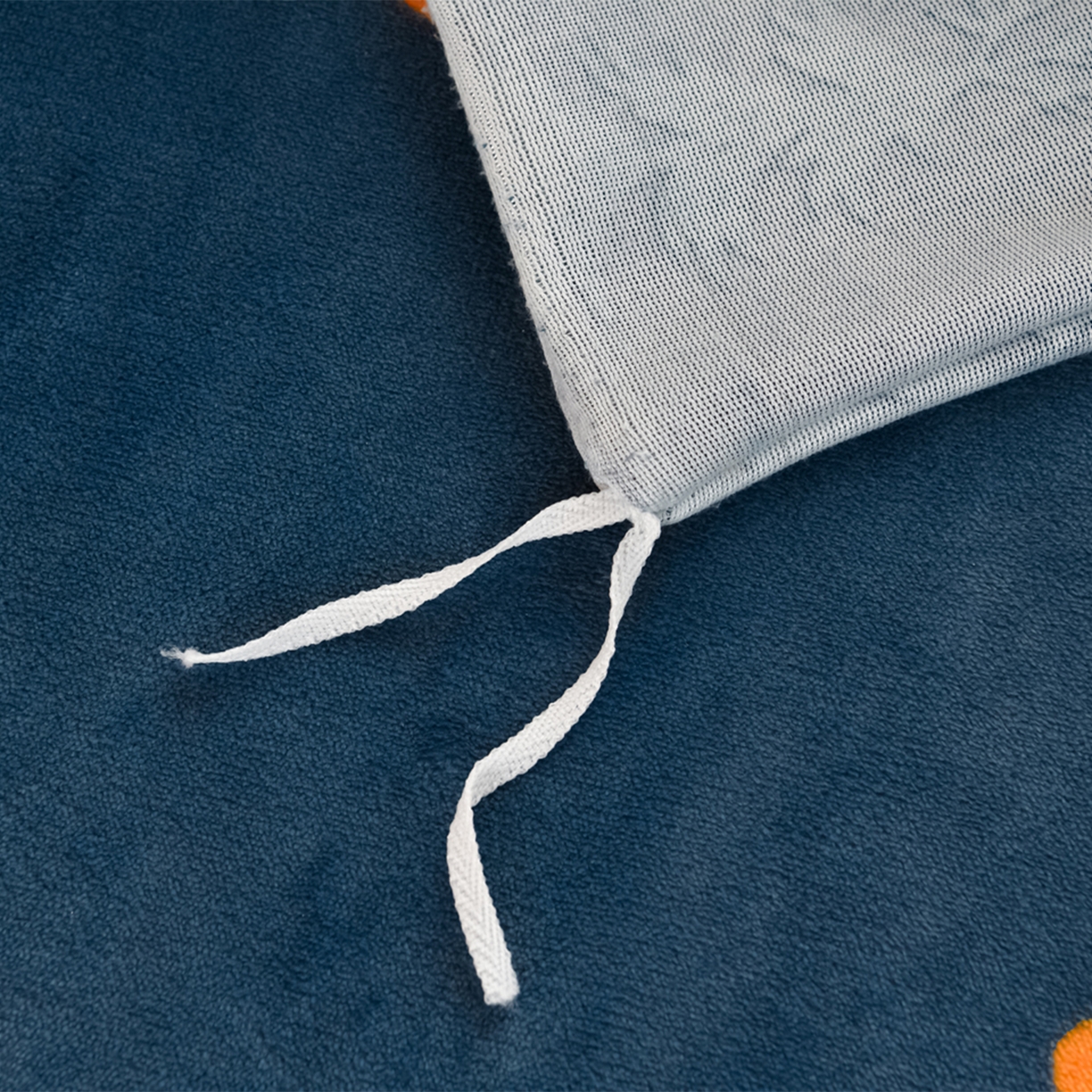 91家纺网 家纺一手货源 找家纺 居尚家纺 2025新款牛奶绒学生三件套床褥套床笠三件套 晚安