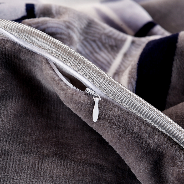 91家纺网 家纺一手货源 找家纺 居尚家纺 2025新款牛奶绒学生三件套床褥套床笠三件套 一鹿有你-灰