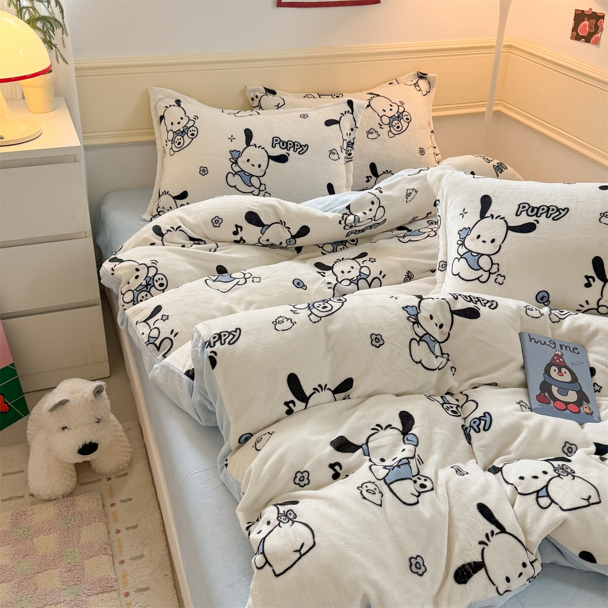 91家纺网 家纺一手货源 找家纺 艾特你 2025新款小清新高克重加厚牛奶绒印花四件套--风格二小窝图 大耳狗