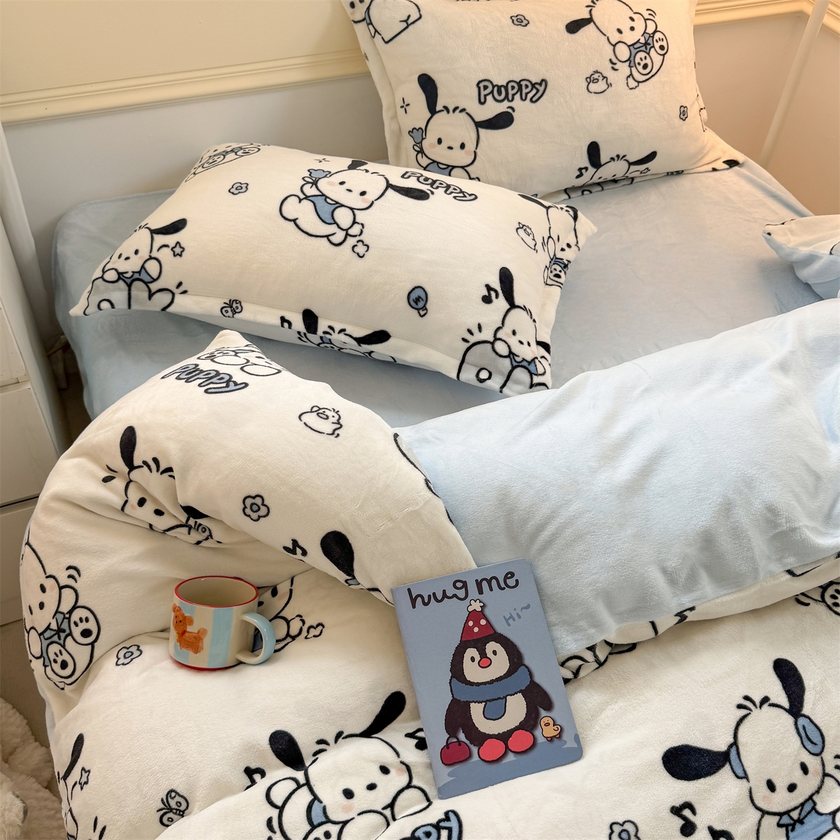 91家纺网 家纺一手货源 找家纺 艾特你 2025新款小清新高克重加厚牛奶绒印花四件套--风格二小窝图 大耳狗