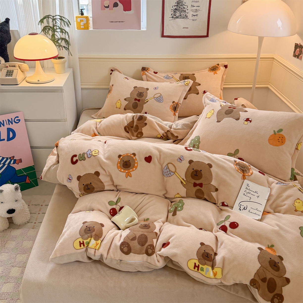 91家纺网 家纺一手货源 找家纺 艾特你 2025新款小清新高克重加厚牛奶绒印花四件套--风格二小窝图 橘子卡皮