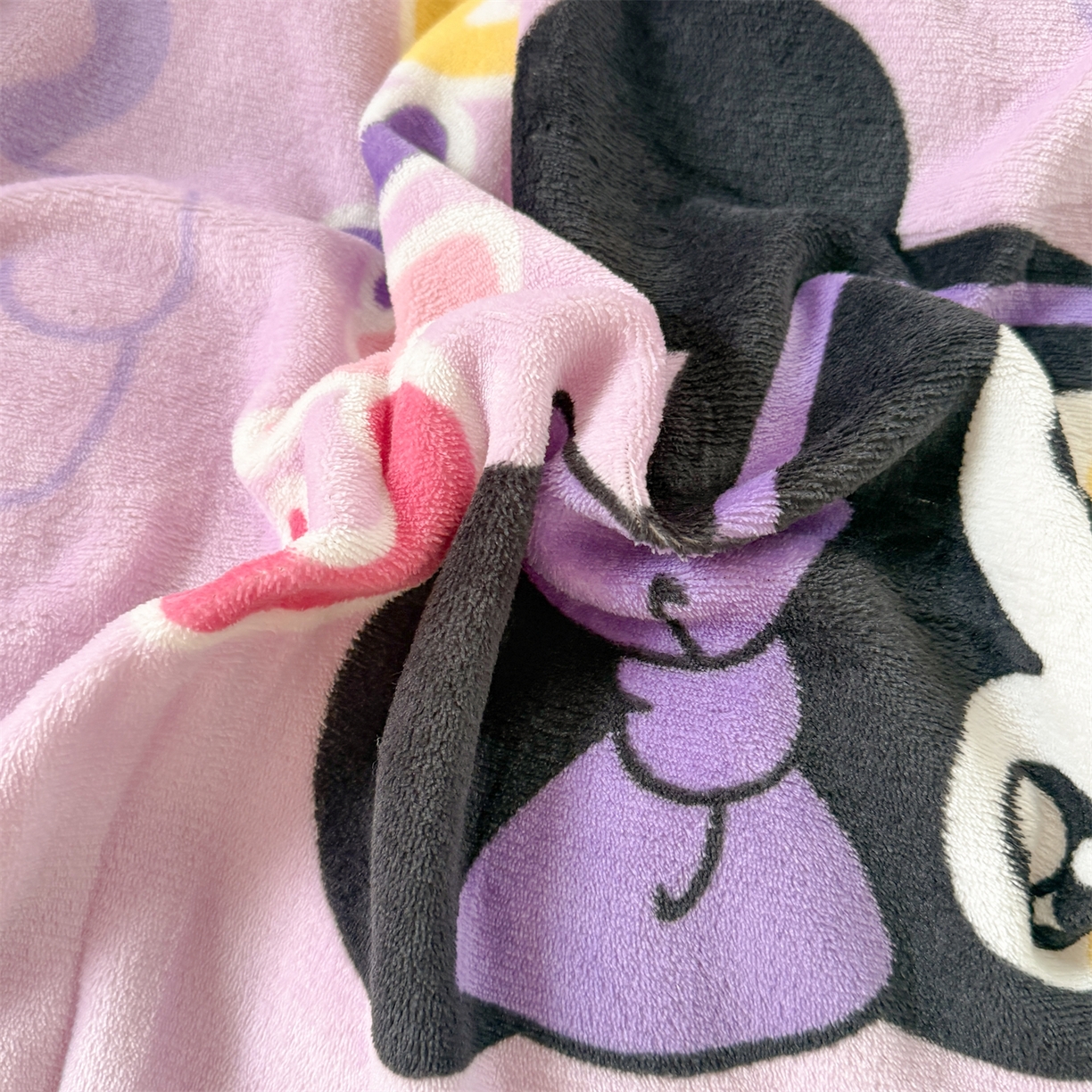 91家纺网 家纺一手货源 找家纺 艾特你 2025新款小清新高克重加厚牛奶绒印花四件套--风格二小窝图 库米洛