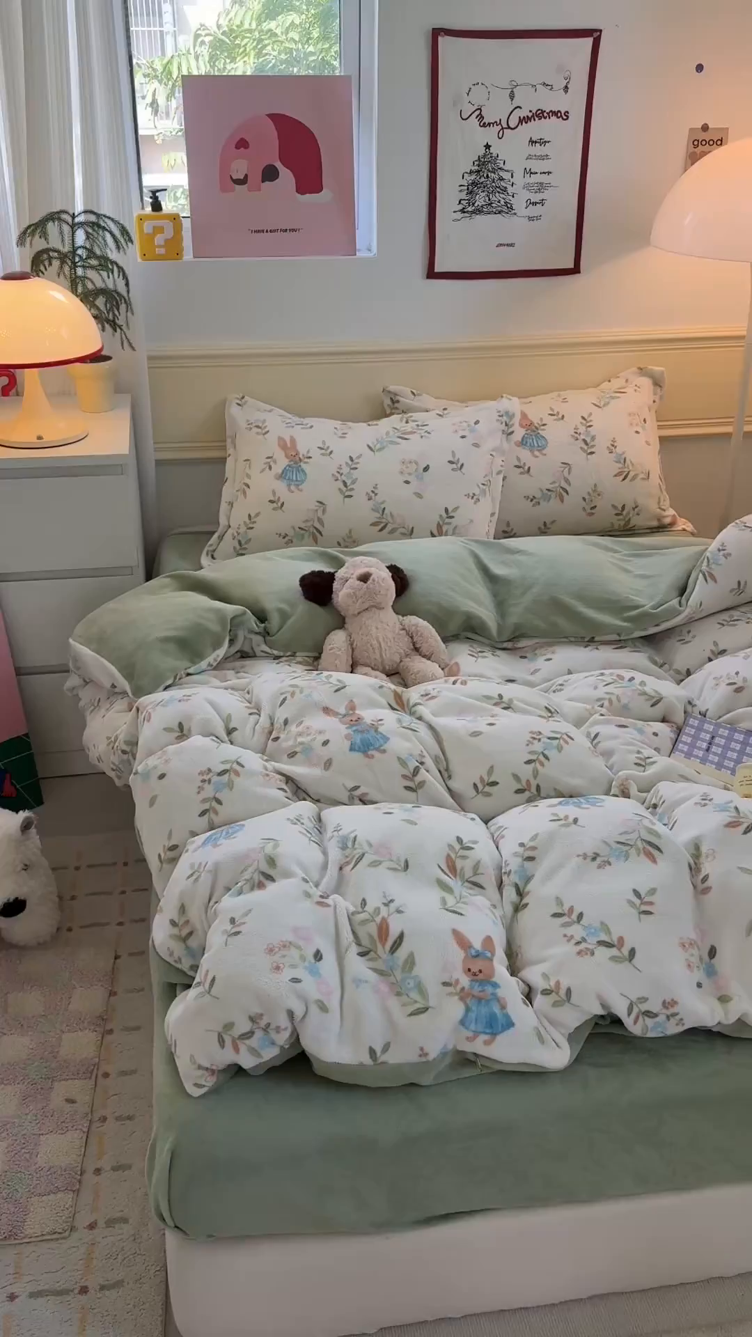 91家纺网 家纺一手货源 找家纺 艾特你 2025新款小清新高克重加厚牛奶绒印花四件套--风格二小窝图 秘密花园