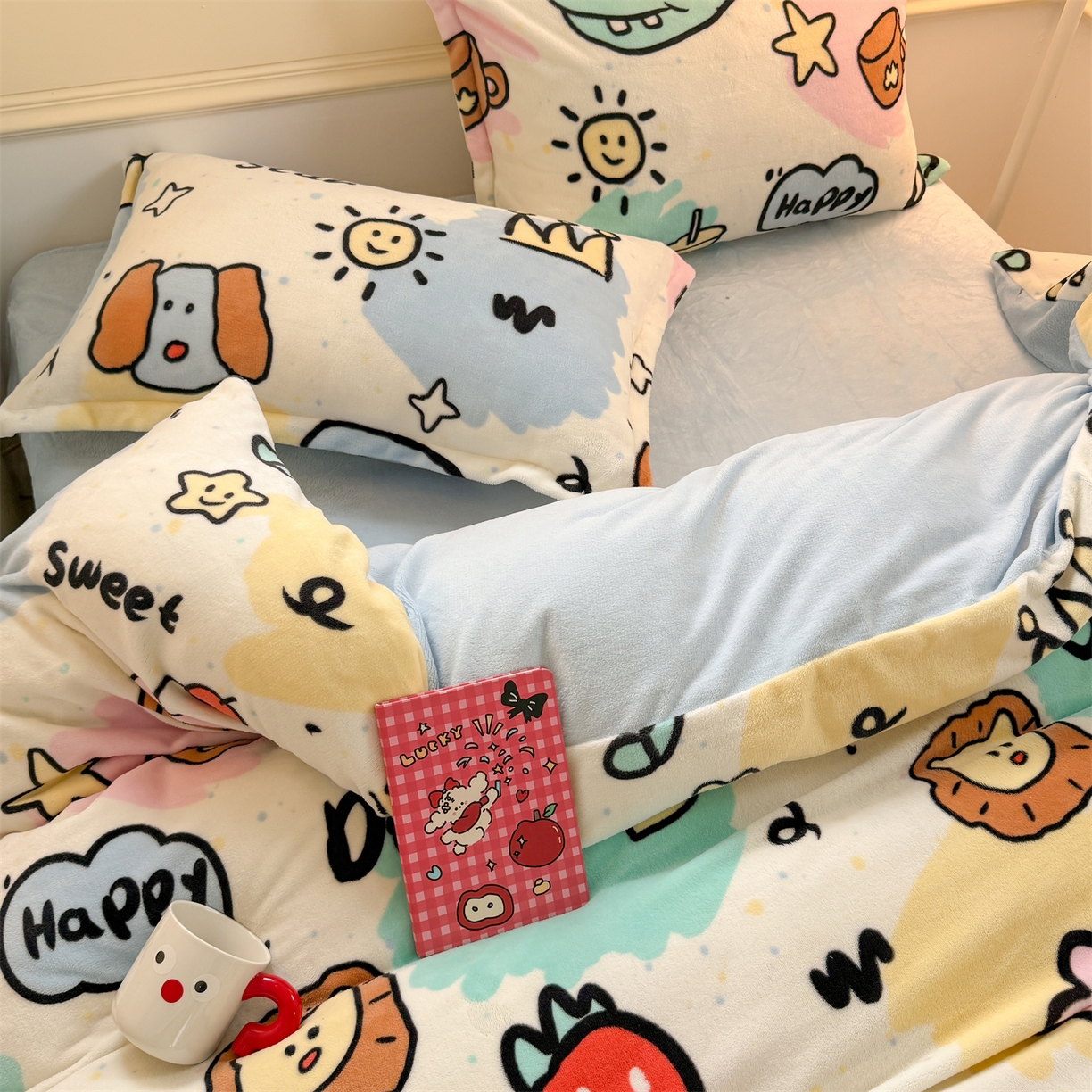 91家纺网 家纺一手货源 找家纺 艾特你 2025新款小清新高克重加厚牛奶绒印花四件套--风格二小窝图 七彩乐园