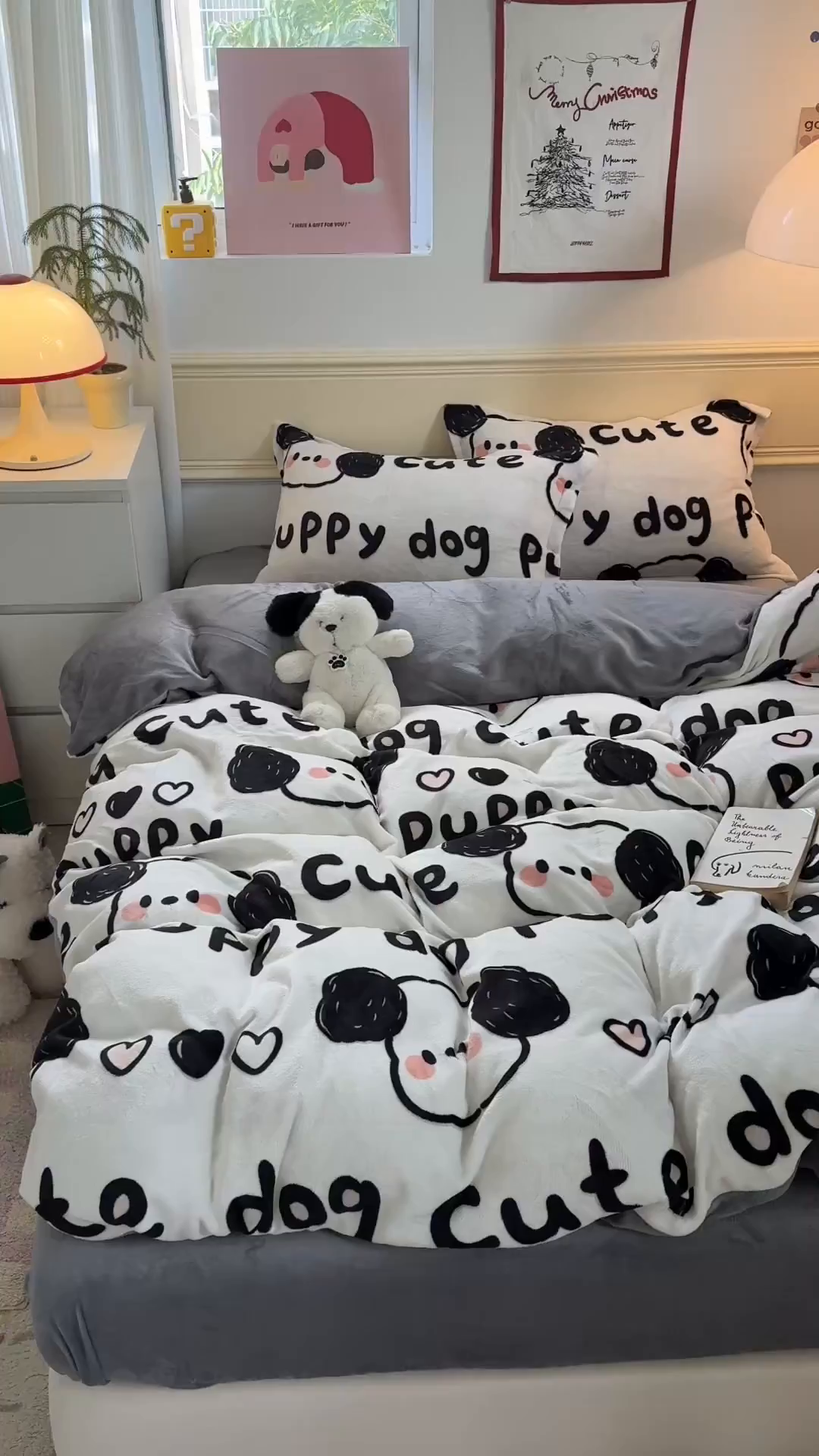 91家纺网 家纺一手货源 找家纺 艾特你 2025新款小清新高克重加厚牛奶绒印花四件套--风格二小窝图 线条狗