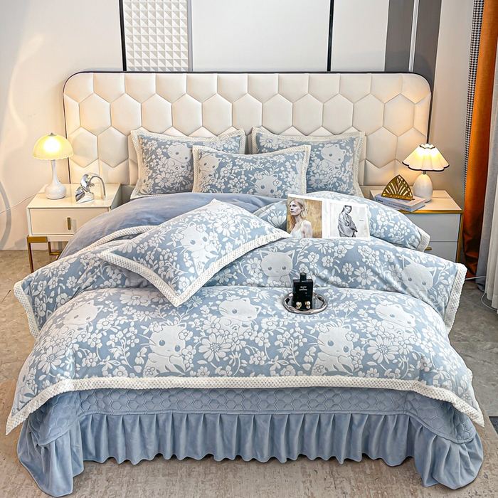 91家纺网 家纺一手货源 找家纺 （总）芷卧 2025新款韩版立体雕花牛奶绒夹棉床盖款四件套