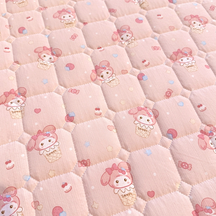 91家纺网 家纺一手货源 找家纺 （总）澜妃 2025新款云感皱皱纱双层纱印花夹棉床褥-床笠款