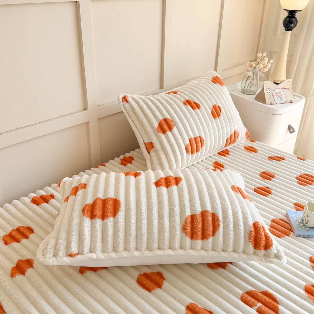 91家纺网 家纺一手货源 找家纺 （总）眠势力 2025新款兔兔绒抽条印花床笠款四件套冬季兔绒加绒保暖四件套