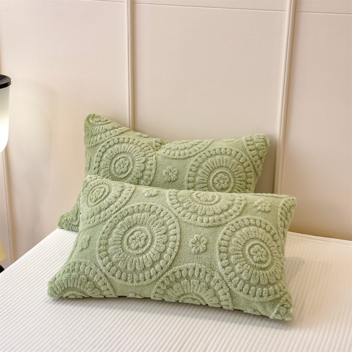 91家纺网 家纺一手货源 找家纺 莱家富 2026新款新款A类塔芙绒雕花双面毛毯毯子-花朵（可提供跨境压缩） 花朵-桑绿