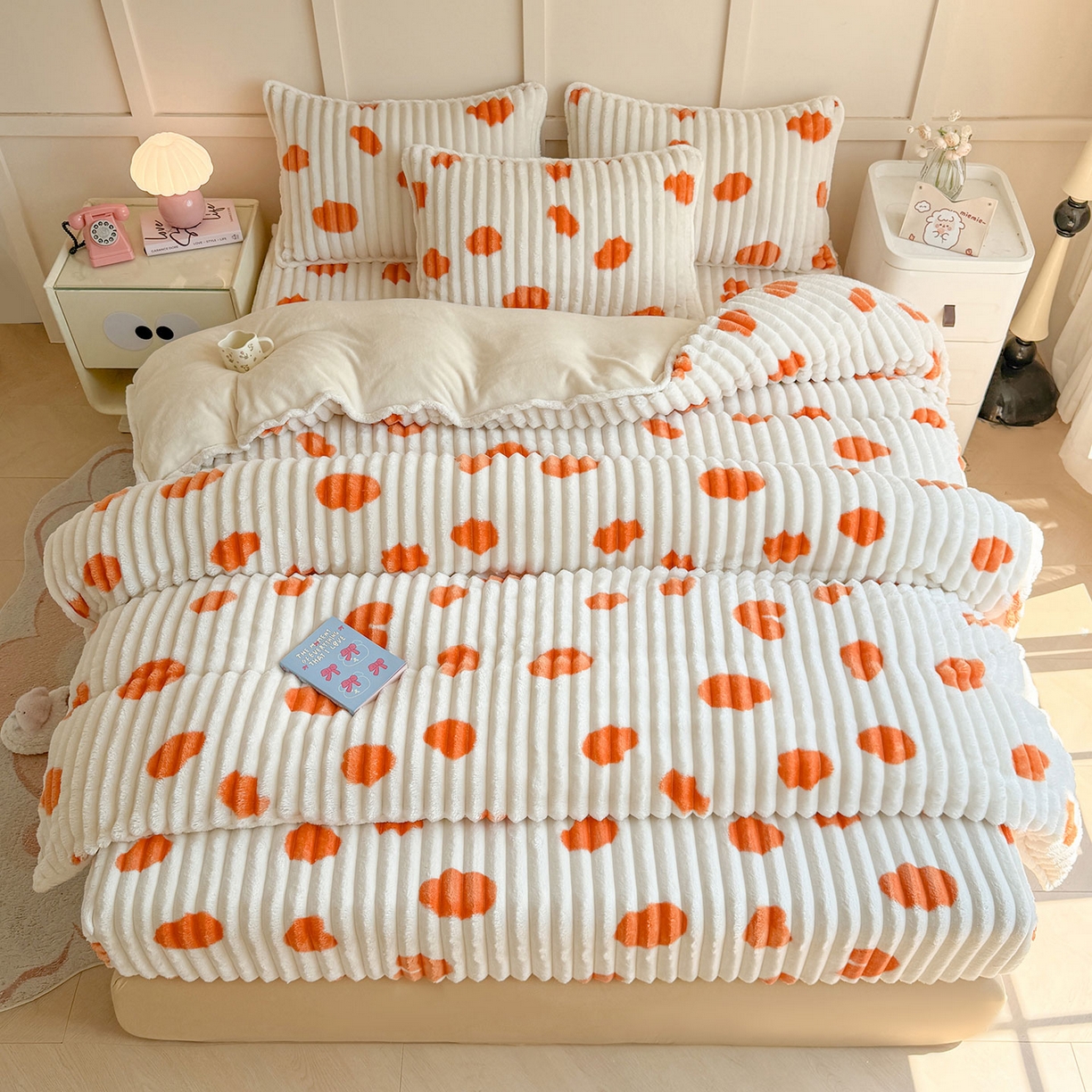 91家纺网 家纺一手货源 找家纺 眠势力 2025新款兔兔绒抽条印花床笠款四件套冬季兔绒加绒保暖四件套 暖阳