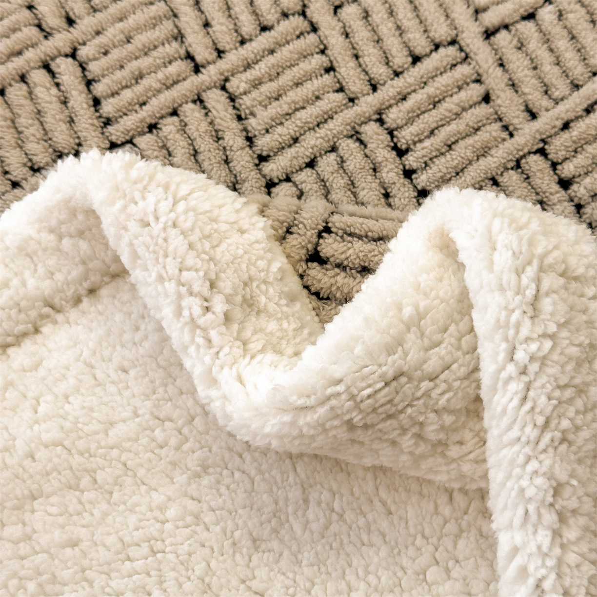 91家纺网 家纺一手货源 找家纺 莱家富 2026新款A类双层舒棉雕花绒羊羔绒暖绒毛毯毯子-梦境（可供跨境外贸抽空压缩爆款首选） 梦境-米驼