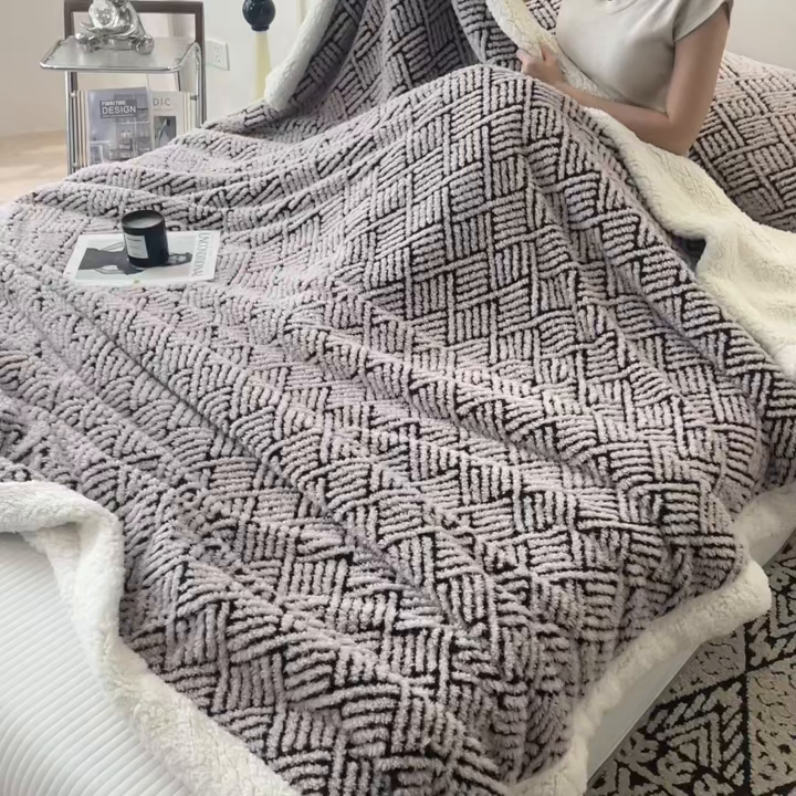 91家纺网 家纺一手货源 找家纺 莱家富 2026新款A类双层舒棉雕花绒羊羔绒暖绒毛毯毯子-梦境（可供跨境外贸抽空压缩爆款首选） 梦境-粉玉