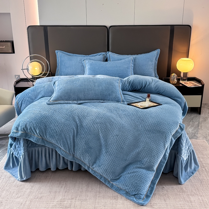 91家纺网 家纺一手货源 找家纺 慧菲 2025新款雕花床盖四件套-千鸟蝶影 千鸟蝶影-蓝