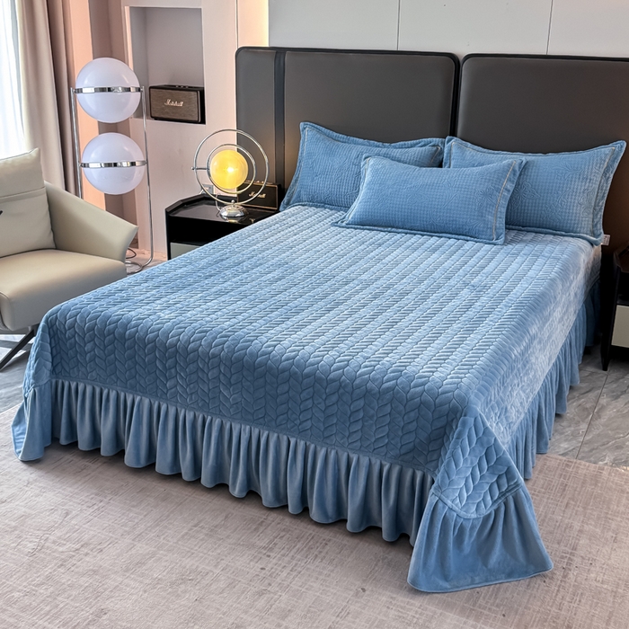 91家纺网 家纺一手货源 找家纺 慧菲 2025新款雕花床盖四件套-千鸟蝶影 千鸟蝶影-蓝