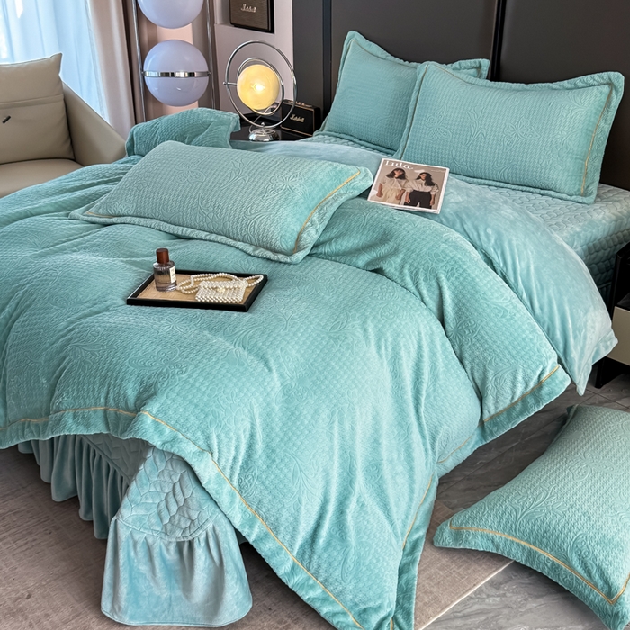 91家纺网 家纺一手货源 找家纺 慧菲 2025新款雕花床盖四件套-千鸟蝶影 千鸟蝶影-蔚蓝