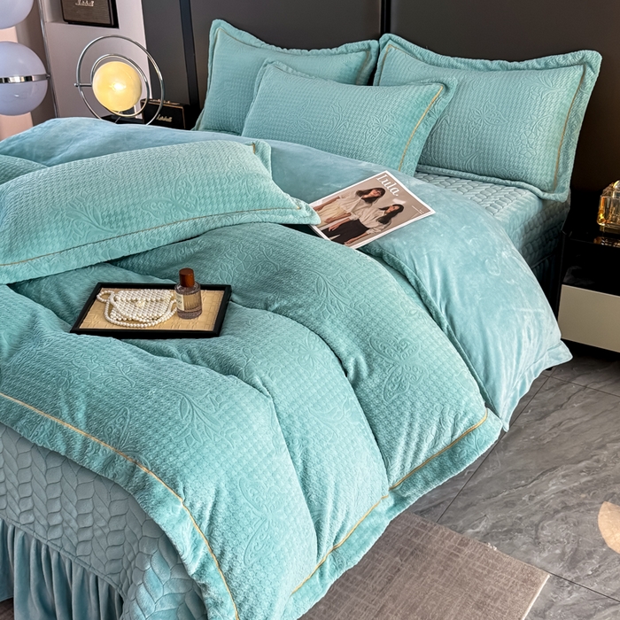 91家纺网 家纺一手货源 找家纺 慧菲 2025新款雕花床盖四件套-千鸟蝶影 千鸟蝶影-蔚蓝