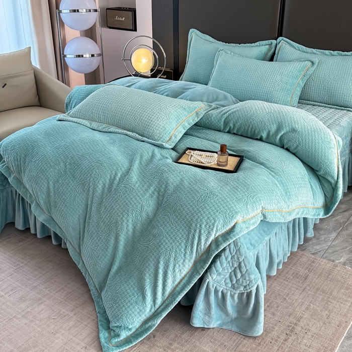 91家纺网 家纺一手货源 找家纺 慧菲 2025新款雕花床盖四件套-千鸟蝶影 千鸟蝶影-蔚蓝