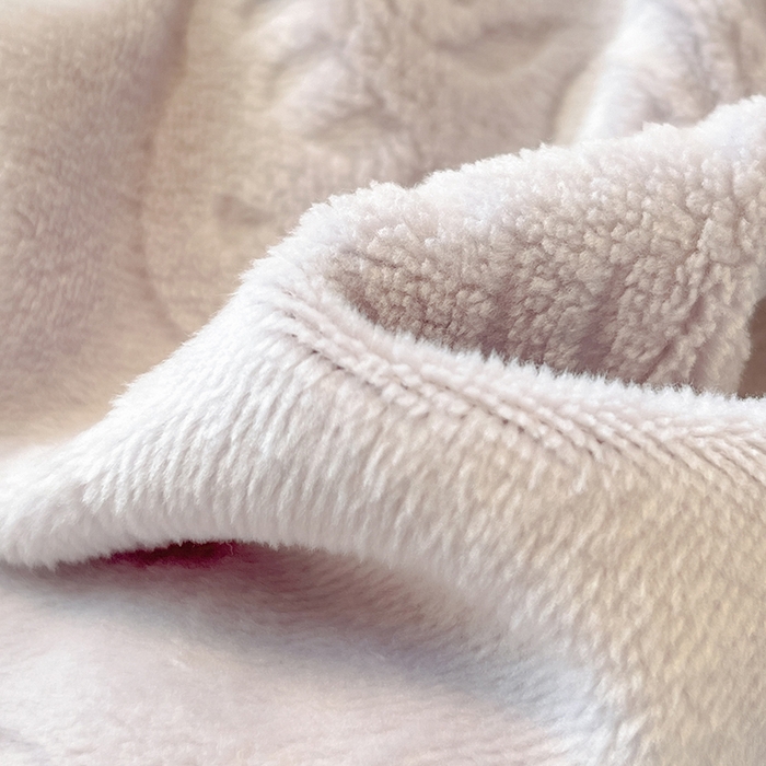 91家纺网 家纺一手货源 找家纺 金阳光家纺 2025新款雕花牛奶绒蕾丝花边款床单床盖四件套 艾薇尔-紫