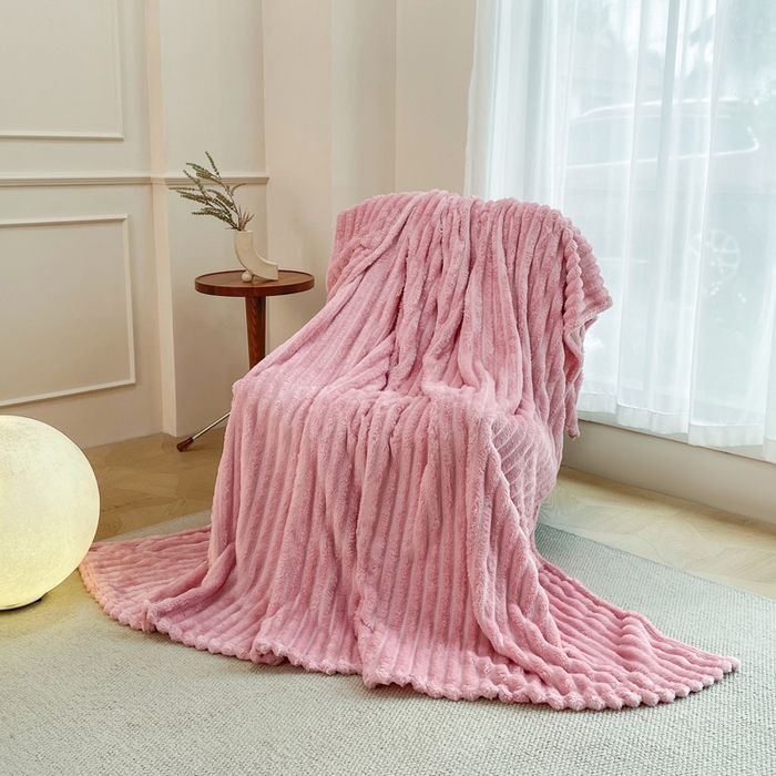 91家纺网 家纺一手货源 找家纺 乐窝家纺仓储 2025新款跨境外贸直播热品兔毛绒高克重多功能抽条毛毯盖毯午睡毯 豆沙