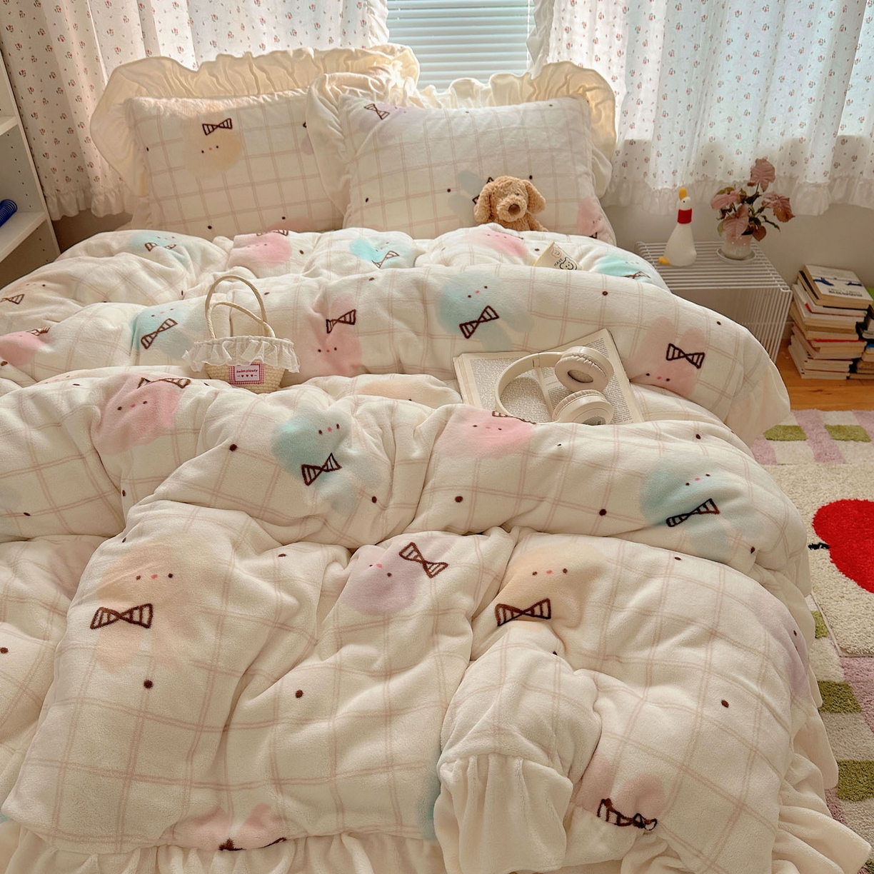 91家纺网 家纺一手货源 找家纺 （总）轻奢坊 2025新款牛奶绒ins博主风卡通印花花边四件套