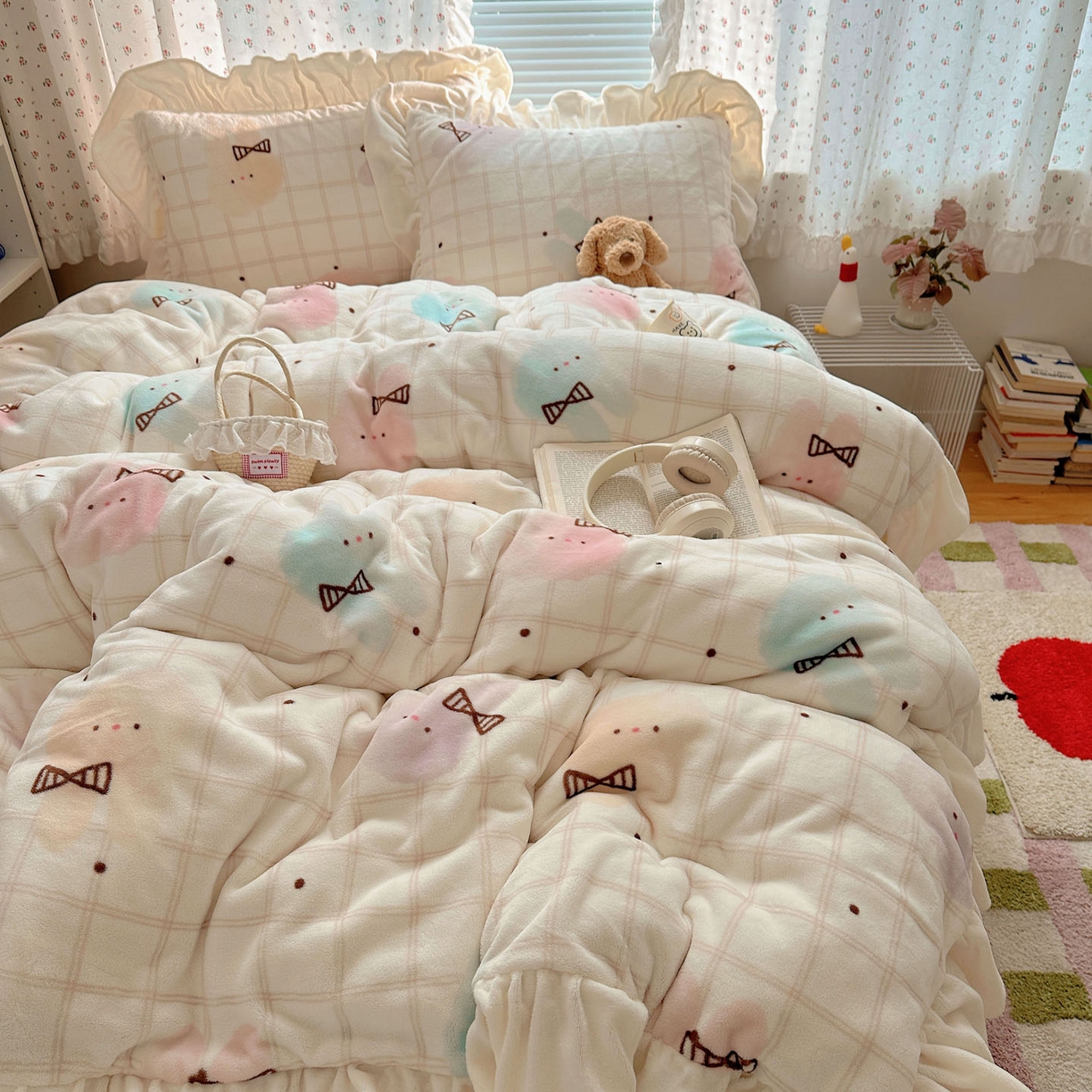 91家纺网 家纺一手货源 找家纺 （总）轻奢坊 2025新款牛奶绒ins博主风卡通印花花边四件套