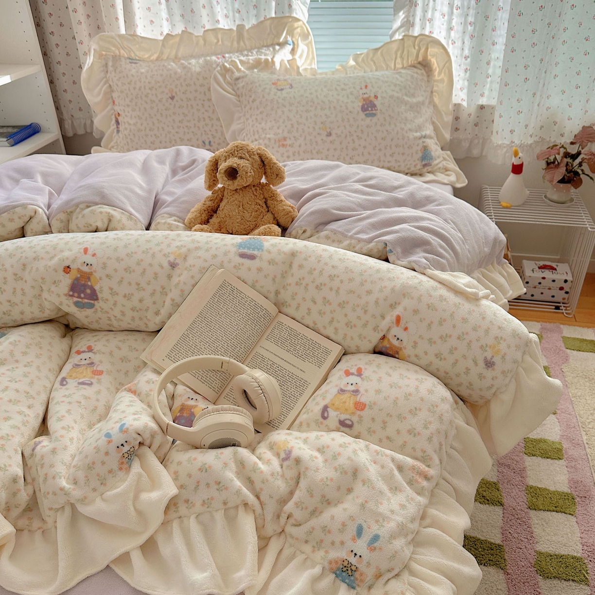 91家纺网 家纺一手货源 找家纺 （总）轻奢坊 2025新款牛奶绒ins博主风卡通印花花边四件套