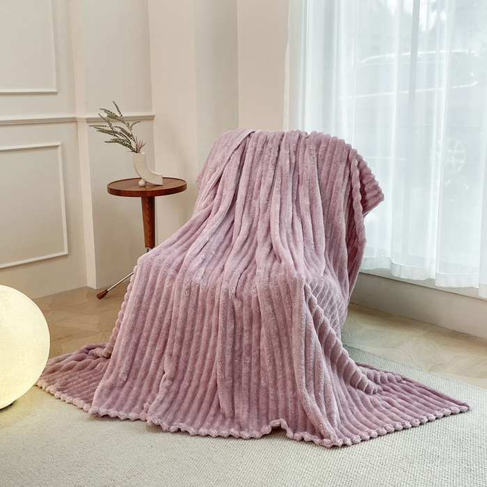 91家纺网 家纺一手货源 找家纺 乐窝家纺仓储 2025新款跨境外贸直播热品兔毛绒高克重多功能抽条毛毯盖毯午睡毯 紫色