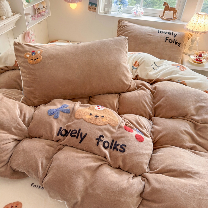 91家纺网 家纺一手货源 找家纺 （总）Sweet dreams甜梦 2025新款全消光牛奶绒毛巾绣印花四件套