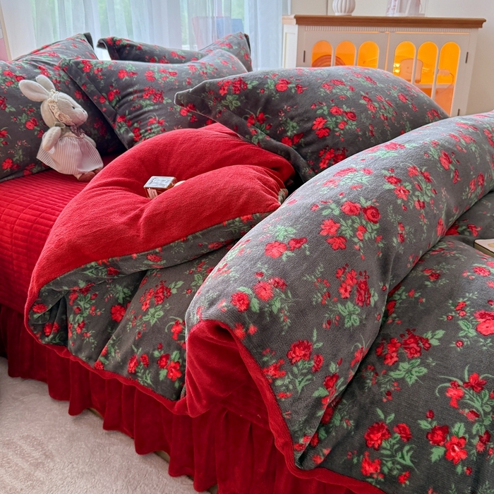 91家纺网 家纺一手货源 找家纺 铠畅 2025新款牛奶绒碎花床单床盖四件套 花妖系列 云裳-花仙子