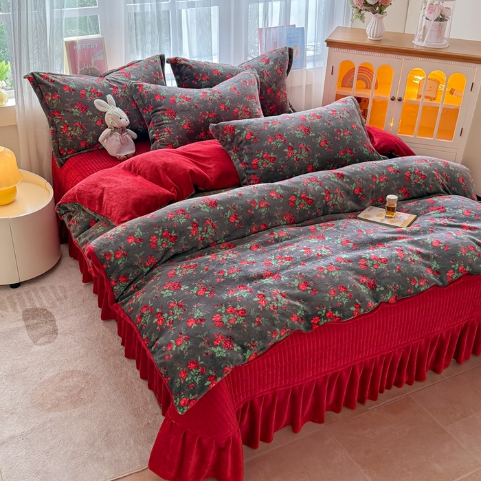 91家纺网 家纺一手货源 找家纺 （总）铠畅 2025新款牛奶绒碎花床单床盖四件套 花妖系列