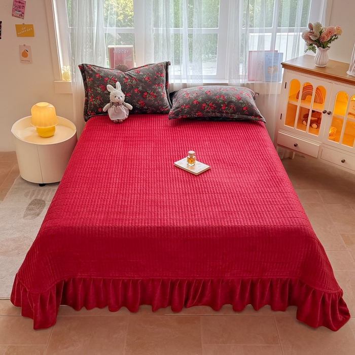 91家纺网 家纺一手货源 找家纺 （总）铠畅 2025新款牛奶绒碎花床单床盖四件套 花妖系列