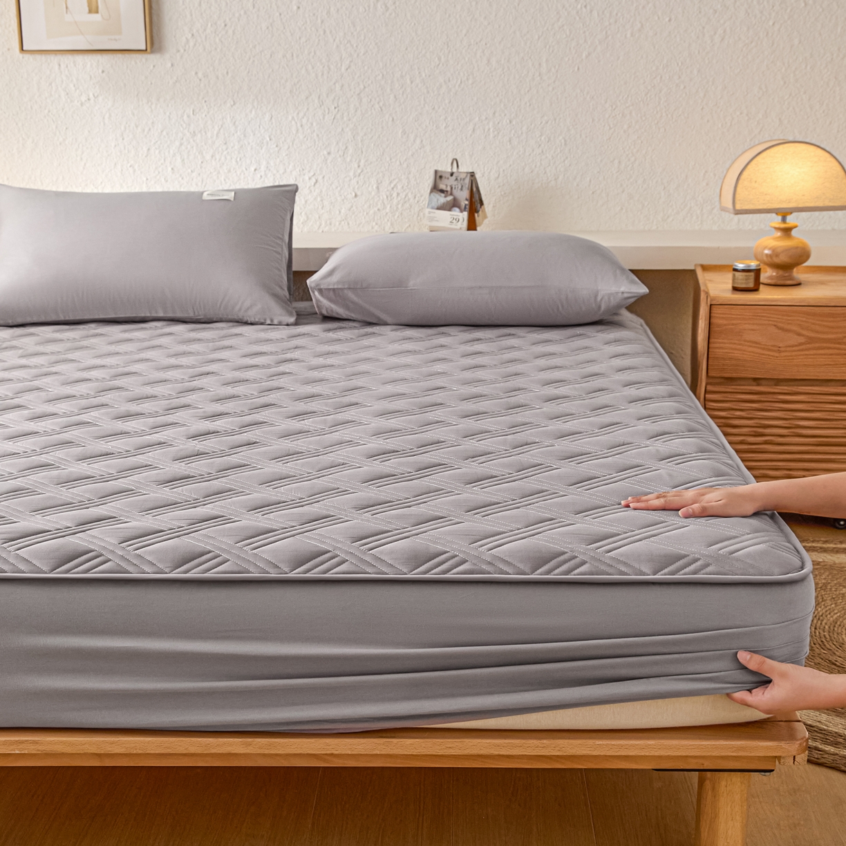 91家纺网 家纺一手货源 找家纺 衿成家纺 2025新款全棉夹棉单床笠床笠单件方格子 方格子-浅灰