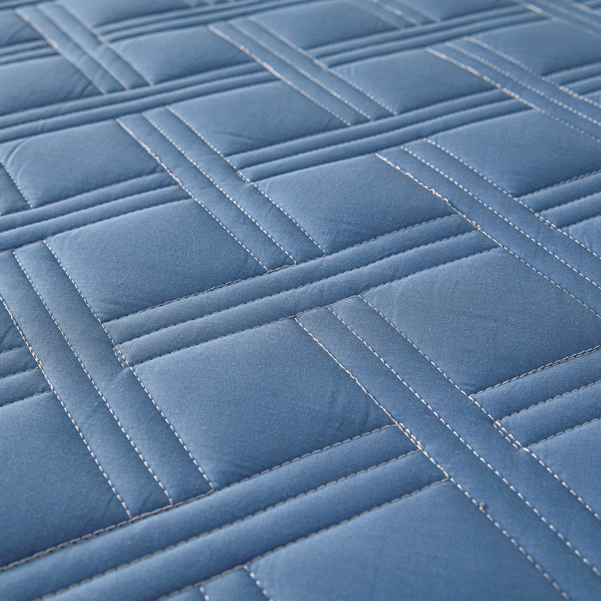 91家纺网 家纺一手货源 找家纺 衿成家纺 2025新款全棉夹棉单床笠床笠单件方格子 方格子-宝石蓝