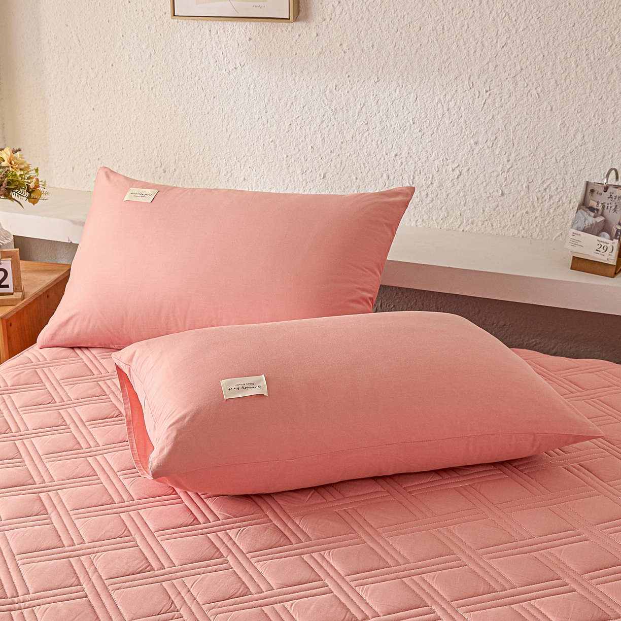 91家纺网 家纺一手货源 找家纺 衿成家纺 2025新款全棉夹棉单床笠床笠单件方格子 方格子-淡粉