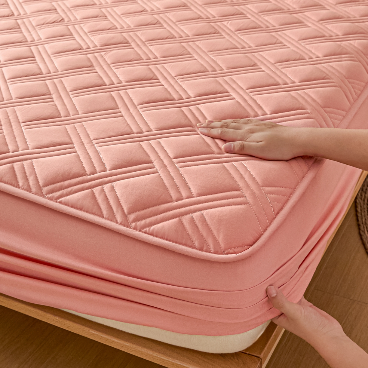 91家纺网 家纺一手货源 找家纺 衿成家纺 2025新款全棉夹棉单床笠床笠单件方格子 方格子-淡粉