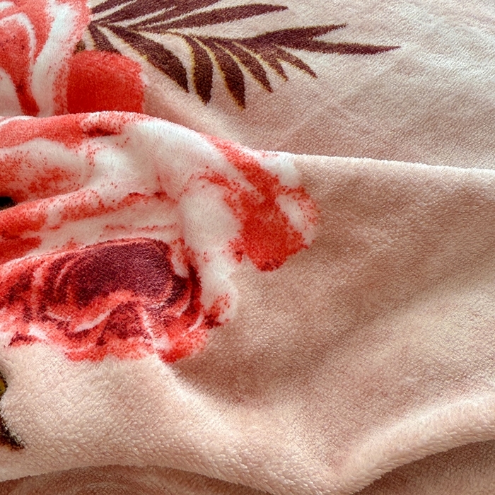 91家纺网 家纺一手货源 找家纺 铠畅 2025新款牛奶绒碎花床单床盖四件套 花妖系列云裳-花田可人