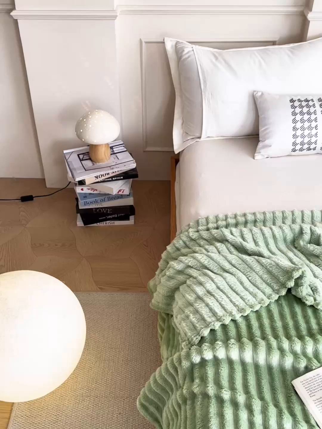 91家纺网 家纺一手货源 找家纺 乐窝家纺仓储 2025新款跨境外贸直播热品兔毛绒高克重多功能抽条毛毯盖毯午睡毯 果绿